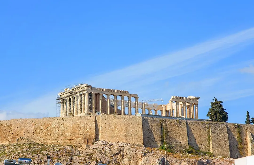 Acropolis Area Flat With Parthenon Views-1